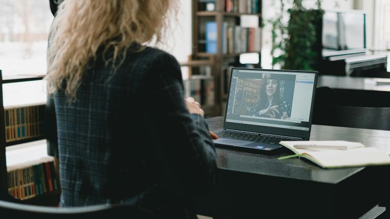 Decoding Digital: A Freelancer’s Guide to Modern Marketing